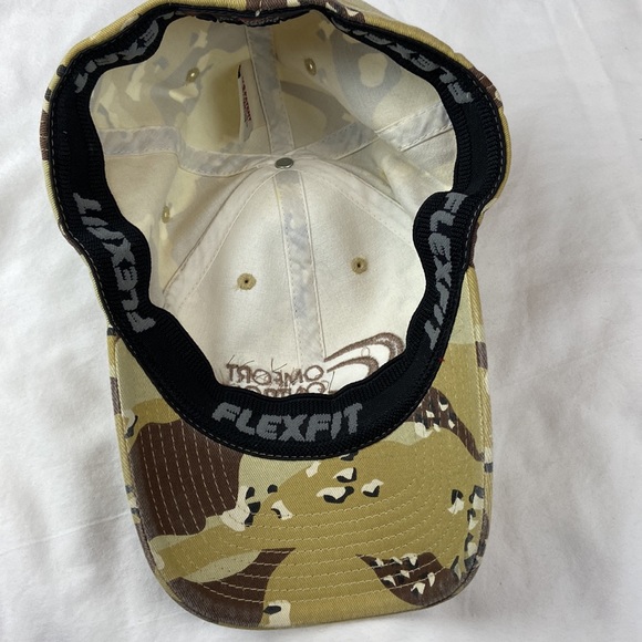 NWOT Camouflage Comfort Controls Flexfit ball cap - Picture 5 of 6